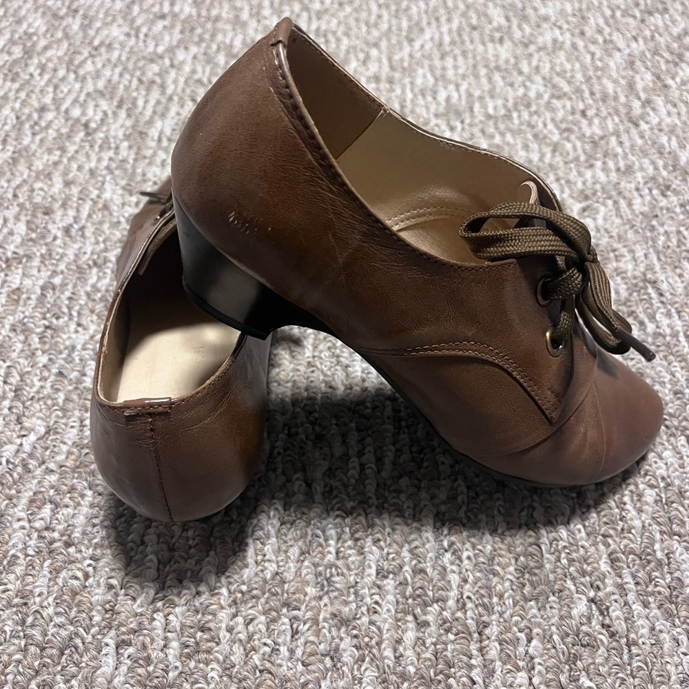 Shoes - Picture 3 of 5